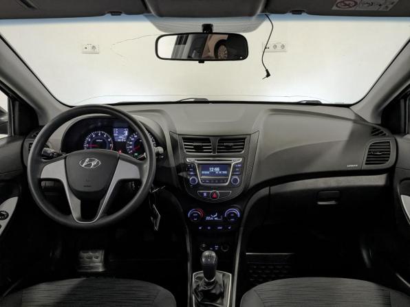 Hyundai Solaris I Рестайлинг с пробегом 2016 года, цена 965 000 рублей, 198060 км, седан, Автокод Объявления