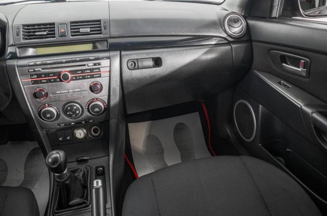 Mazda 3 I (BK) Рестайлинг с пробегом 2006 года, цена 549 000 рублей, 207000 км, хэтчбек, Автокод Объявления