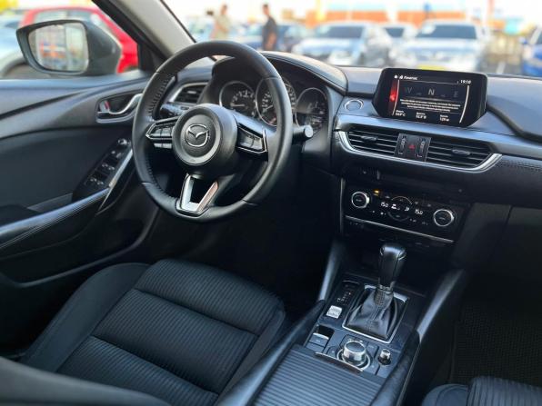 Mazda 6 III (GJ) Рестайлинг с пробегом 2018 года, цена 2 100 000 рублей, 113150 км, седан, Автокод Объявления