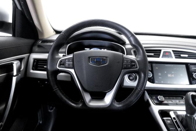 Geely Atlas I с пробегом 2018 года, цена 1 599 000 рублей, 101596 км, внедорожник, Автокод Объявления