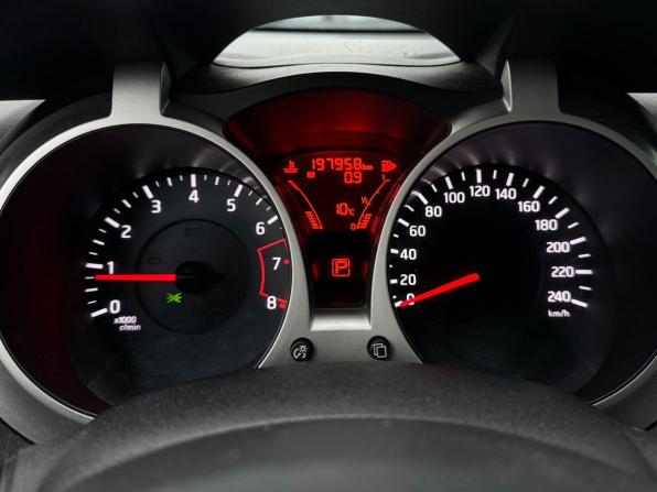 Nissan Juke I с пробегом 2014 года, цена 880 000 рублей, 197957 км, внедорожник, Автокод Объявления
