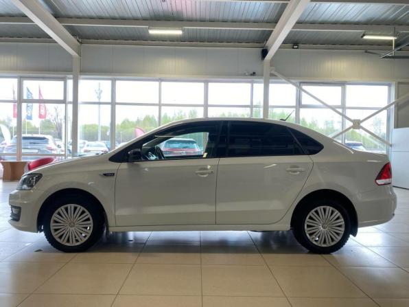 Volkswagen Polo V Рестайлинг с пробегом 2018 года, цена 1 154 000 рублей, 62000 км, седан, Автокод Объявления