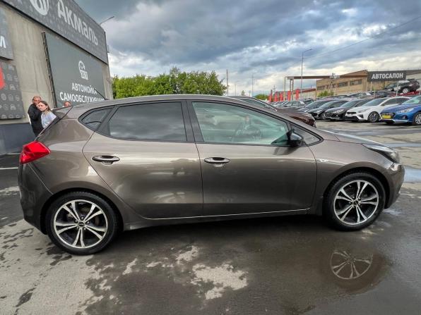 Kia Ceed II с пробегом 2013 года, цена 820 000 рублей, 214963 км, хэтчбек, Автокод Объявления