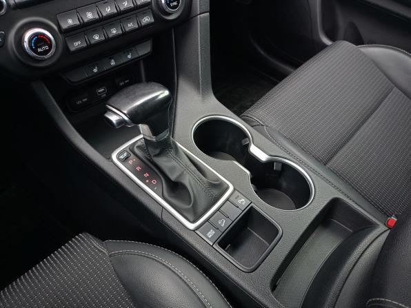 Kia Sportage IV Рестайлинг с пробегом 2019 года, цена 2 184 400 рублей, 89800 км, внедорожник, Автокод Объявления