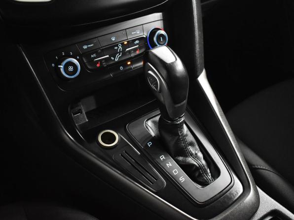 Ford Focus III Рестайлинг с пробегом 2018 года, цена 1 050 000 рублей, 111981 км, универсал, Автокод Объявления