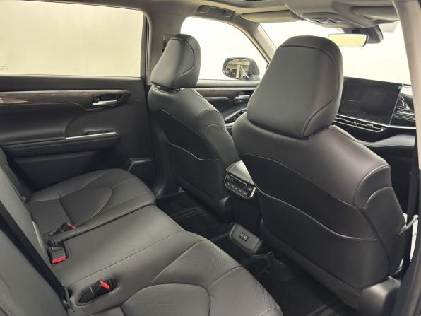 Toyota Highlander IV (XU70) с пробегом 2026 года, цена 5 600 000 рублей, 12 км, внедорожник, Автокод Объявления