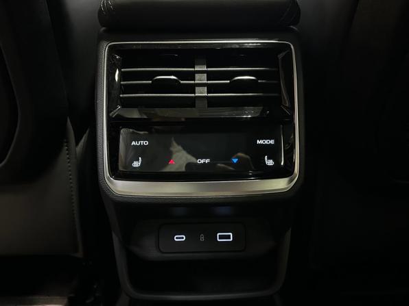 Geely Monjaro I с пробегом 2025 года, цена 3 950 000 рублей, 1522 км, внедорожник, Автокод Объявления