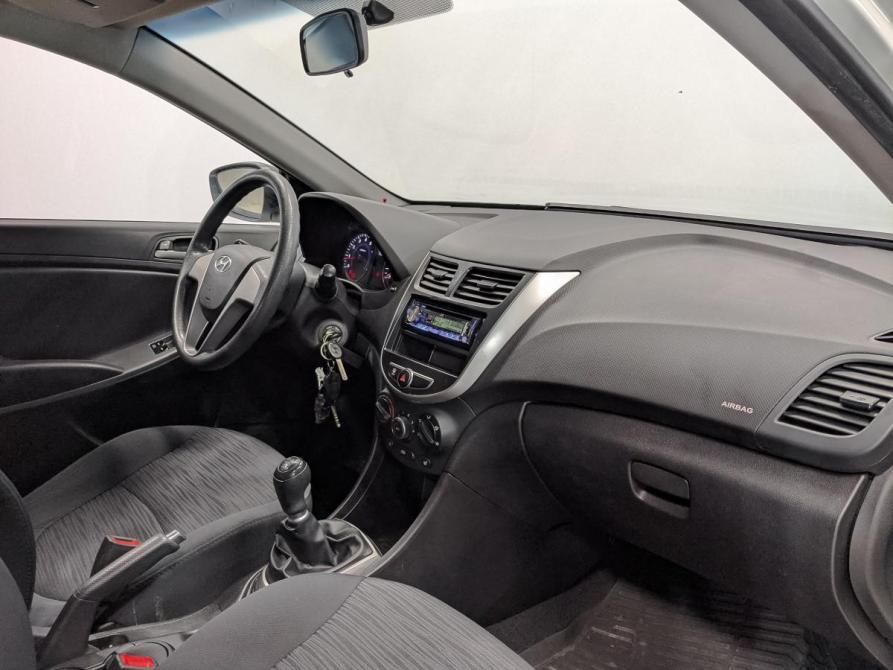 Hyundai Solaris I Рестайлинг Санкт-Петербург  - изображение 13