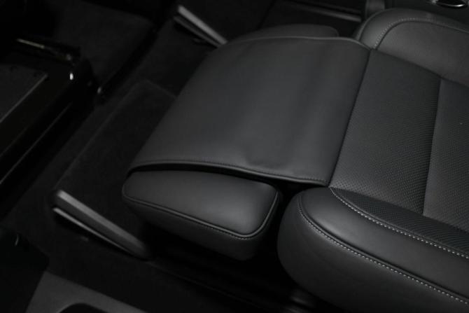 Новый Mercedes-Benz V-Класс III (W447) Рестайлинг 2 2024 года, цена 18 900 000 рублей, минивэн, Автокод Объявления