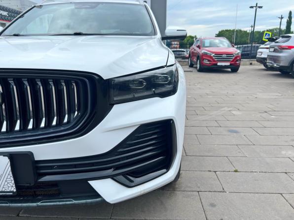 Geely Monjaro I с пробегом 2023 года, цена 3 199 000 рублей, 75188 км, внедорожник, Автокод Объявления