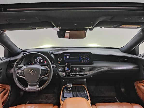 Lexus LS V Рестайлинг с пробегом 2021 года, цена 7 000 000 рублей, 240000 км, седан, Автокод Объявления