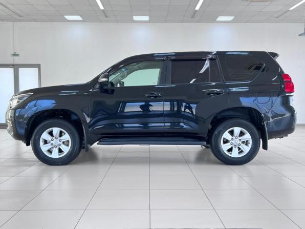 Toyota Land Cruiser Prado 150 Series Рестайлинг 2 с пробегом 2019 года, цена 4 995 000 рублей, 104000 км, внедорожник, Автокод Объявления