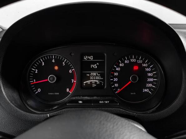 Volkswagen Polo V с пробегом 2010 года, цена 399 000 рублей, 303378 км, хэтчбек, Автокод Объявления