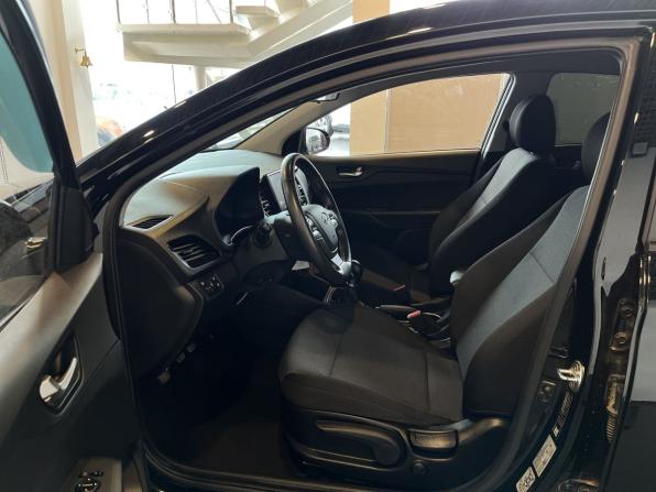 Hyundai Solaris II Рестайлинг с пробегом 2021 года, цена 1 417 000 рублей, 73615 км, седан, Автокод Объявления
