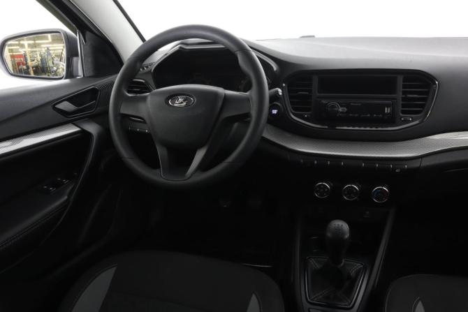 Lada (ВАЗ) Vesta I Рестайлинг (NG) с пробегом 2023 года, цена 1 279 000 рублей, 27800 км, седан, Автокод Объявления