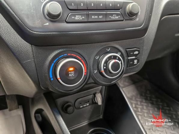 Kia Rio III с пробегом 2011 года, цена 680 000 рублей, 147000 км, седан, Автокод Объявления