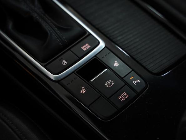 Kia Optima IV с пробегом 2018 года, цена 1 779 000 рублей, 141267 км, седан, Автокод Объявления