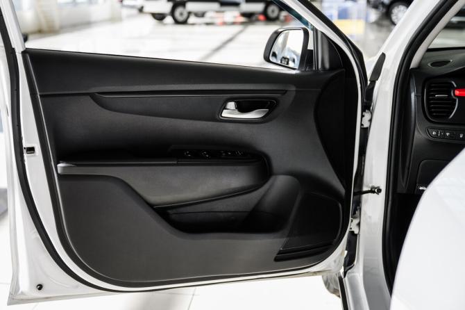 Kia Rio IV Рестайлинг с пробегом 2022 года, цена 1 850 000 рублей, 57121 км, хэтчбек, Автокод Объявления