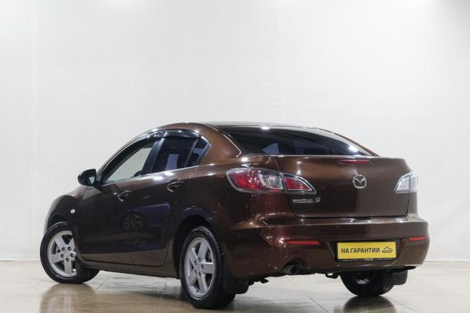 Mazda 3 II (BL) Рестайлинг с пробегом 2012 года, цена 959 000 рублей, 241000 км, седан, Автокод Объявления