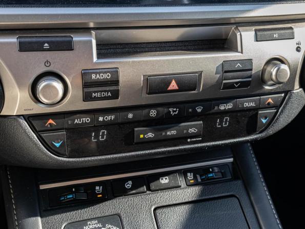 Lexus ES VI Рестайлинг с пробегом 2017 года, цена 2 898 000 рублей, 92047 км, седан, Автокод Объявления