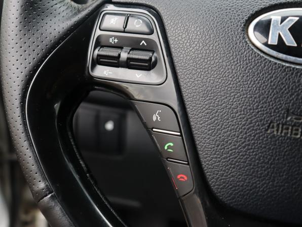 Kia Ceed II с пробегом 2012 года, цена 750 000 рублей, 250748 км, хэтчбек, Автокод Объявления