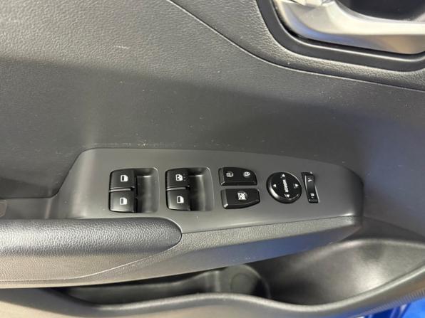 Hyundai Solaris II Рестайлинг с пробегом 2021 года, цена 1 329 000 рублей, 80374 км, седан, Автокод Объявления