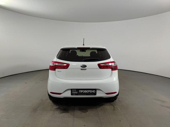 Kia Rio III с пробегом 2015 года, цена 931 200 рублей, 141218 км, хэтчбек, Автокод Объявления