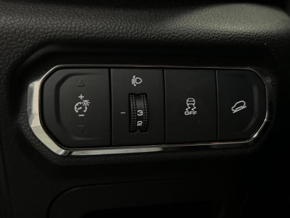 Haval Jolion I с пробегом 2023 года, цена 1 890 000 рублей, 21000 км, внедорожник, Автокод Объявления