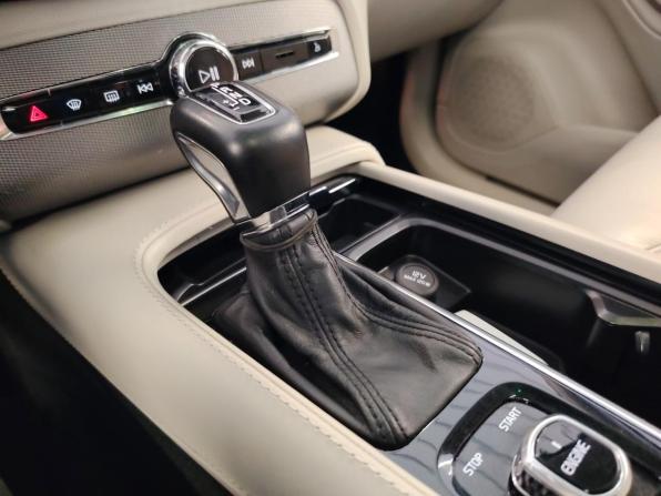 Volvo XC90 II с пробегом 2015 года, цена 2 761 000 рублей, 174301 км, внедорожник, Автокод Объявления