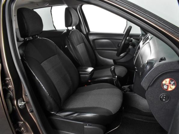 Renault Sandero II Рестайлинг с пробегом 2020 года, цена 939 000 рублей, 207356 км, хэтчбек, Автокод Объявления