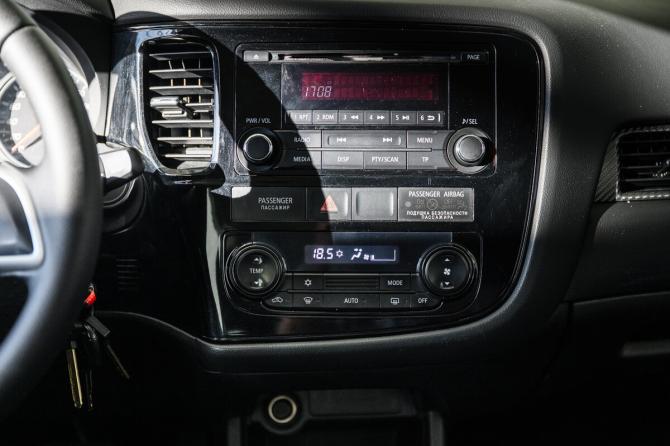 Mitsubishi Outlander III с пробегом 2013 года, цена 1 300 000 рублей, 137549 км, внедорожник, Автокод Объявления