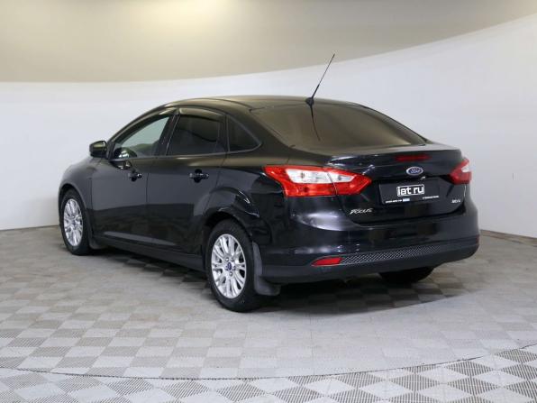 Ford Focus III с пробегом 2013 года, цена 550 000 рублей, 242000 км, седан, Автокод Объявления