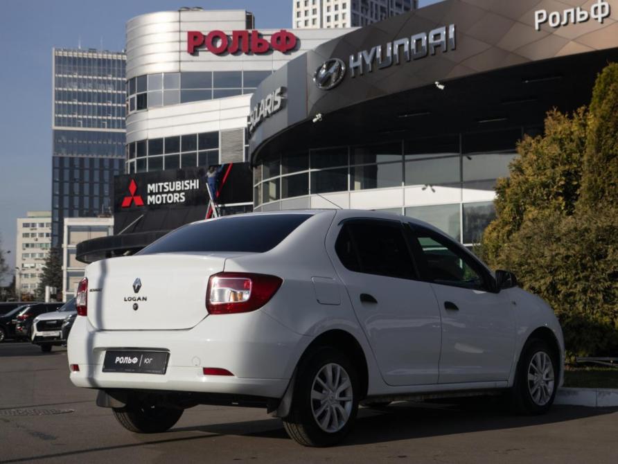 Renault Logan II Москва  - изображение 4