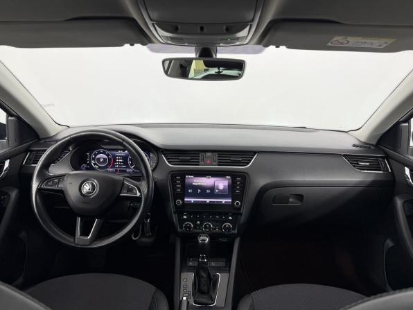 Skoda Octavia III (A7) Рестайлинг с пробегом 2019 года, цена 1 420 000 рублей, 261200 км, лифтбек, Автокод Объявления