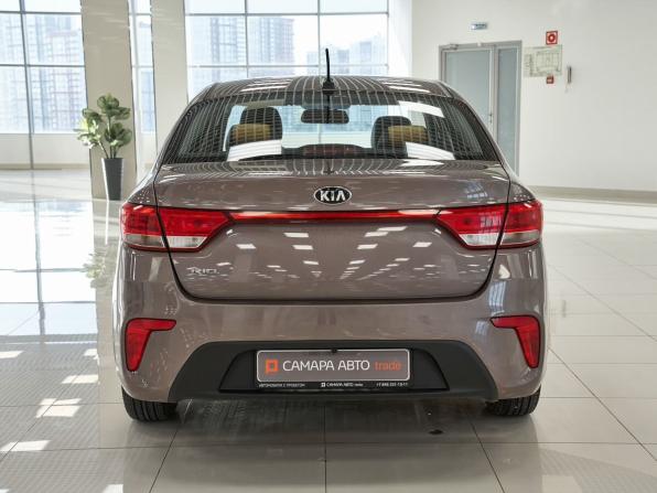 Kia Rio IV с пробегом 2018 года, цена 1 391 000 рублей, 77795 км, седан, Автокод Объявления