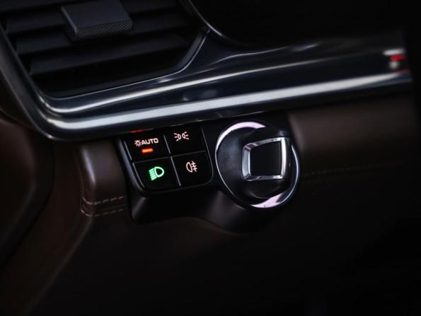Porsche Panamera II с пробегом 2017 года, цена 7 899 000 рублей, 94773 км, лифтбек, Автокод Объявления