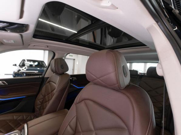 BMW X5 IV (G05/G18) Рестайлинг с пробегом 2024 года, цена 9 300 000 рублей, 1921 км, внедорожник, Автокод Объявления
