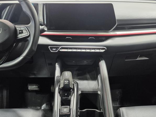 Geely Coolray I Рестайлинг с пробегом 2023 года, цена 2 090 000 рублей, 17115 км, внедорожник, Автокод Объявления
