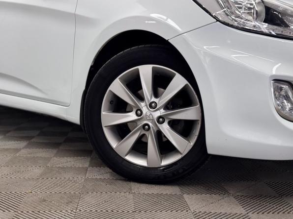Hyundai Solaris I с пробегом 2013 года, цена 920 000 рублей, 144939 км, седан, Автокод Объявления