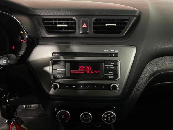 Kia Rio III Рестайлинг с пробегом 2017 года, цена 969 000 рублей, 130892 км, седан, Автокод Объявления