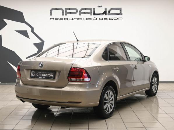 Volkswagen Polo V Рестайлинг с пробегом 2016 года, цена 1 259 900 рублей, 109934 км, седан, Автокод Объявления