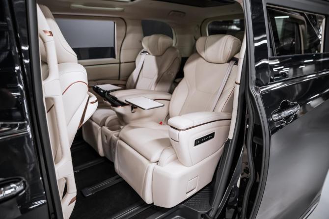 Новый Lexus LM II 2026 года, цена 17 100 000 рублей, минивэн, Автокод Объявления