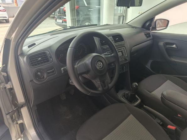 Volkswagen Polo V Рестайлинг с пробегом 2015 года, цена 778 000 рублей, 204949 км, седан, Автокод Объявления