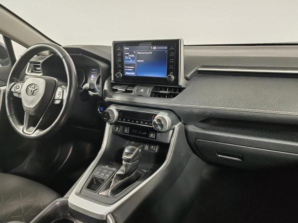 Toyota RAV4 V (XA50) с пробегом 2021 года, цена 3 299 000 рублей, 55769 км, внедорожник, Автокод Объявления