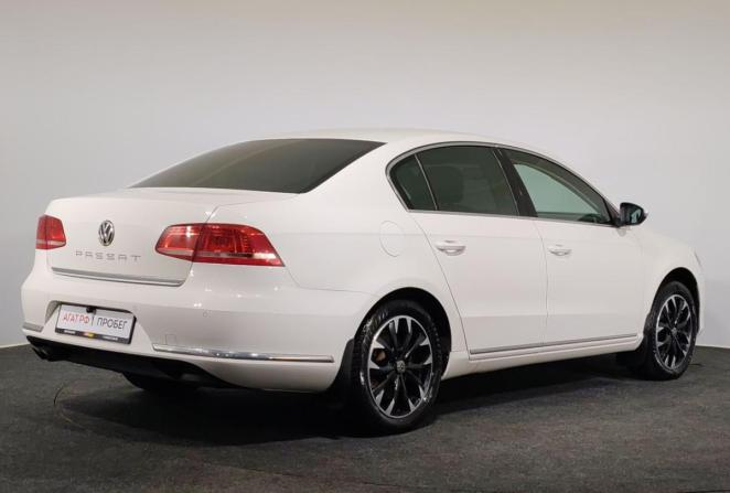 Volkswagen Passat B7 с пробегом 2012 года, цена 1 090 000 рублей, 223073 км, седан, Автокод Объявления