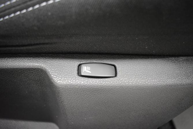 Renault Duster I Рестайлинг с пробегом 2017 года, цена 1 398 000 рублей, 56000 км, внедорожник, Автокод Объявления