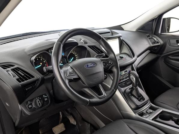 Ford Kuga II Рестайлинг с пробегом 2019 года, цена 1 715 000 рублей, 162754 км, внедорожник, Автокод Объявления