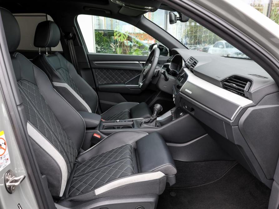Audi Q3 II (F3) Москва  - изображение 10