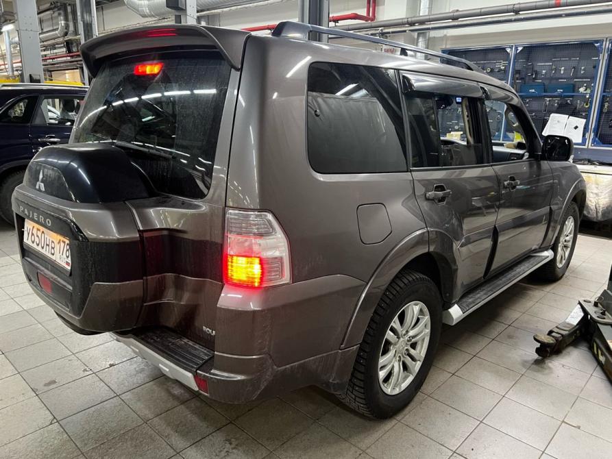 Mitsubishi Pajero IV Рестайлинг 2 Санкт-Петербург  - изображение 4