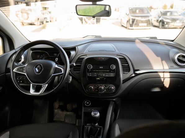 Renault Kaptur I Рестайлинг с пробегом 2021 года, цена 1 740 000 рублей, 89291 км, внедорожник, Автокод Объявления